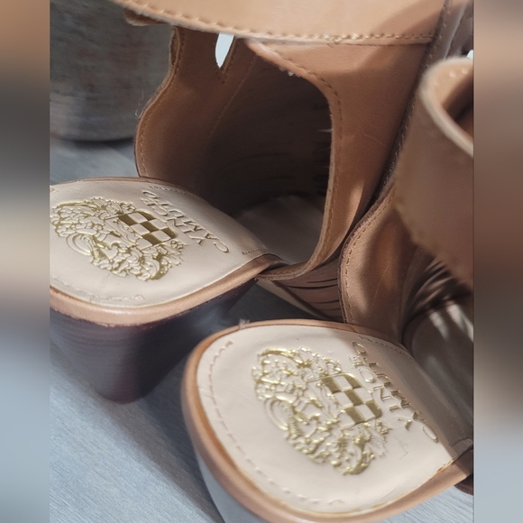 VINCE Camuto Emore Open Toe Leather Gladiator Lazer Cut Pump Heel 9.5 - Picture 4 of 6